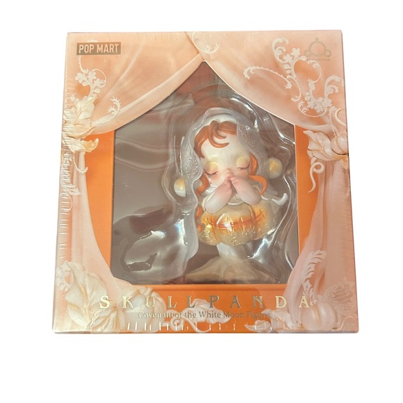 POP MART Other - Skullpanda Covenant Of The White Moon Figure 2025 Limited Edition - sealed box